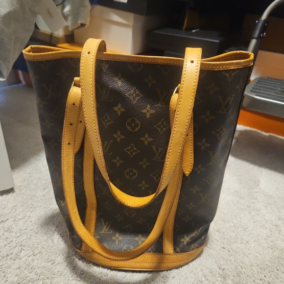 Louis Vuitton Monogram Bucket bag - Picture 9 of 9
